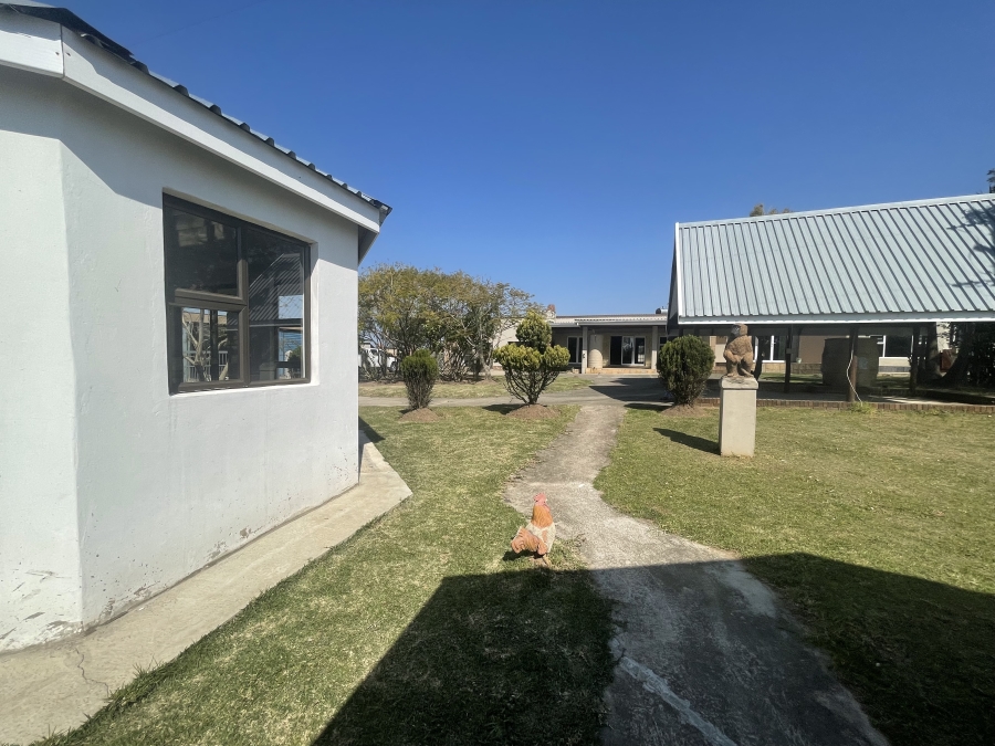 4 Bedroom Property for Sale in Cove Ridge East Eastern Cape